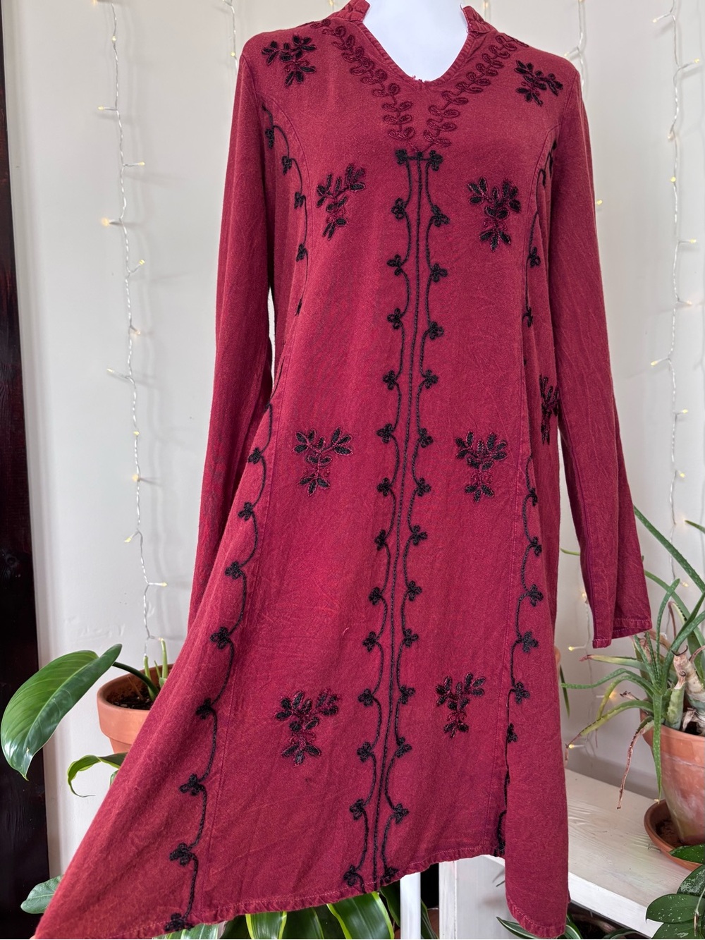 Charlie Paige Embroidered Tie Back Dress Boho Festival
